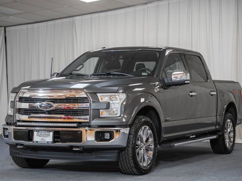 Used 2017 Ford F150 Lariat w/ Equipment Group 502A Luxury image 3