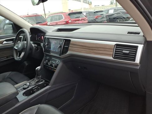 Used 2021 Volkswagen Atlas SEL Premium AWD/4WD image 16