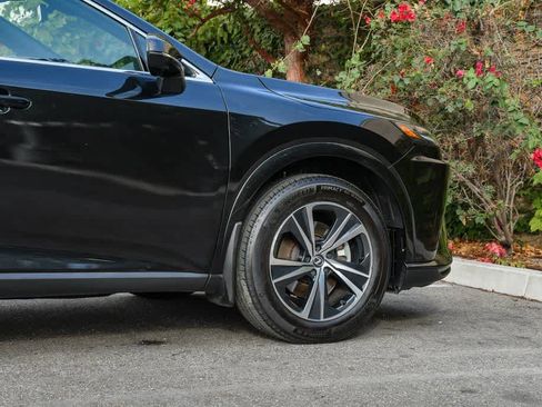 Used 2024 Lexus RX 350h w/ Convenience Package image 11