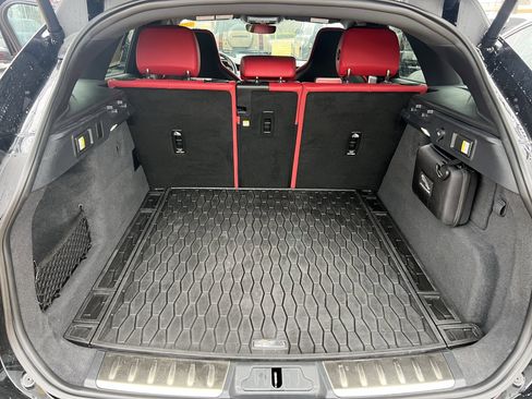 Certified 2025 Jaguar F-PACE R-Dynamic S image 35