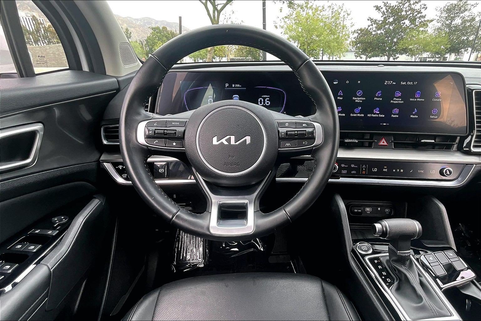 Used 2025 Kia Sportage EX w/ Premium Package FWD image 7