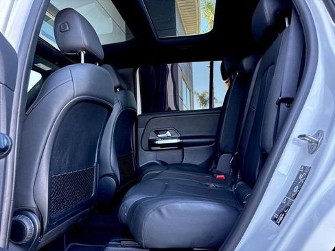Certified 2022 Mercedes-Benz GLB 250 image 29