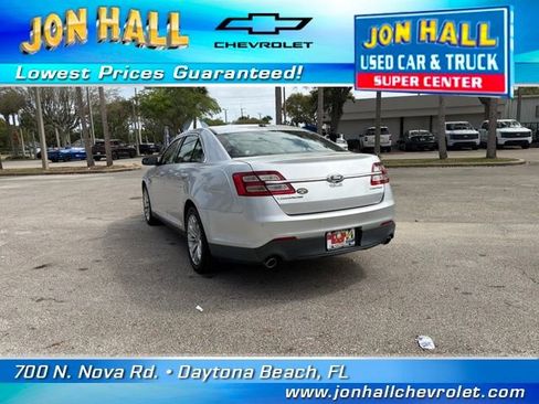 Used 2013 Ford Taurus Limited image 9
