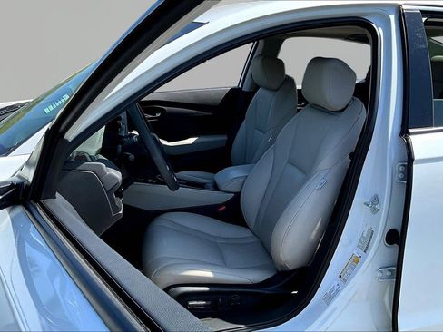 Used 2024 Honda Accord EX image 17