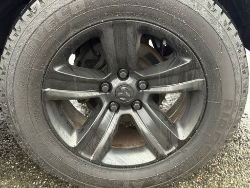 Used 2016 RAM 1500 Sport w/ Sport Premium Group image 9