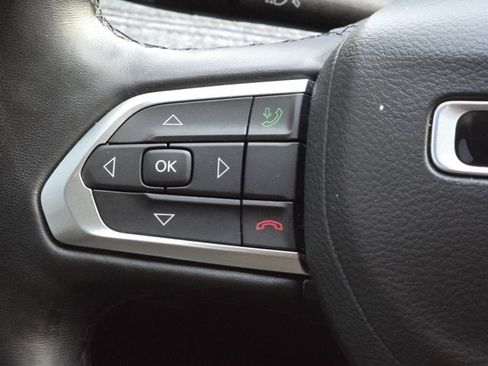 Used 2022 Jeep Compass Latitude image 15