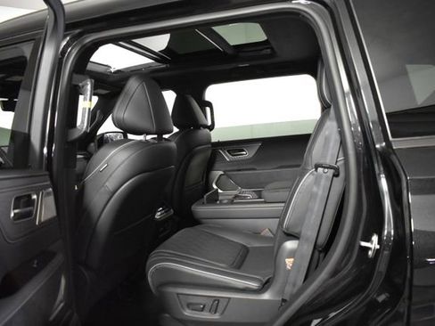 New 2026 INFINITI QX80 Autograph w/ Premium Cargo Package AWD/4WD image 36