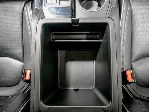 Used 2023 Honda Pilot Elite image 31