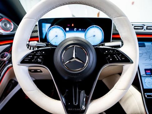 Used 2023 Mercedes-Benz Maybach S 680 4MATIC w/ Manufaktur Leather Package image 34