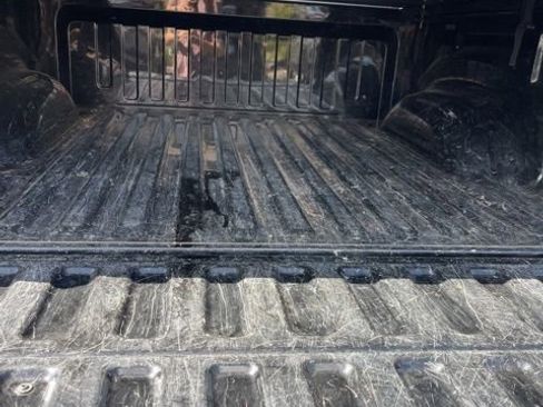Used 2021 RAM 1500 Laramie AWD/4WD image 28