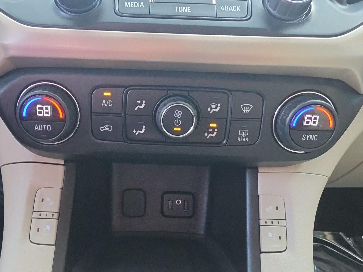 Used 2019 GMC Acadia Denali w/ Technology Package AWD/4WD image 35