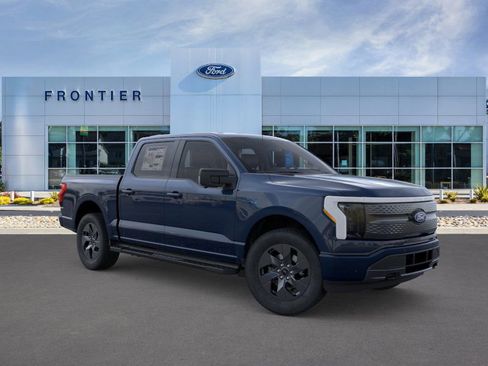 New 2025 Ford F150 Lightning Flash image 7