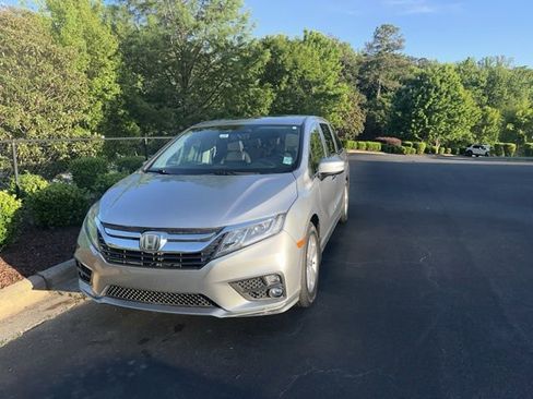 Used 2019 Honda Odyssey EX-L image 6