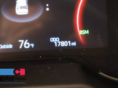 Certified 2025 Toyota RAV4 XLE Premium AWD/4WD image 18