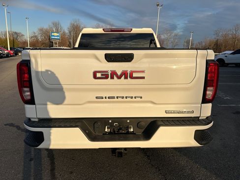 Used 2023 GMC Sierra 1500 Elevation image 6