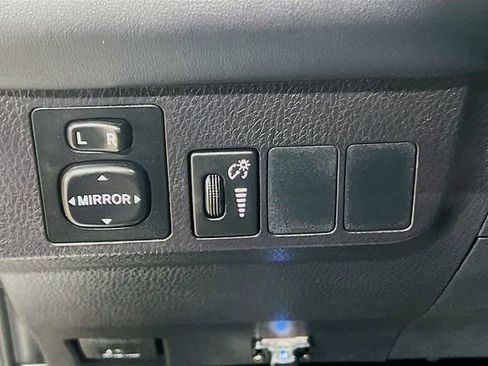 Used 2016 Toyota RAV4 XLE FWD image 10