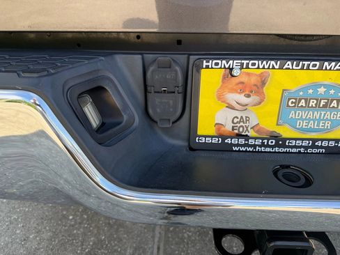 Used 2017 RAM 1500 Laramie image 13