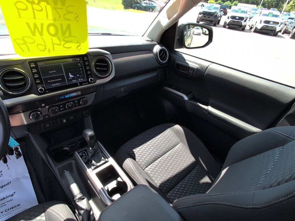 Used 2021 Toyota Tacoma SR5 w/ Trail Edition AWD/4WD image 22