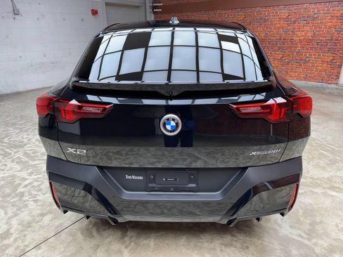 Used 2026 BMW X2 xDrive28i AWD/4WD image 4