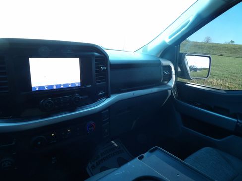 Used 2023 Ford F150 XLT image 15