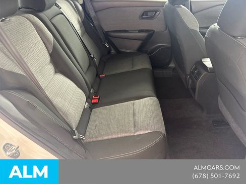 Used 2022 Nissan Rogue S FWD image 19