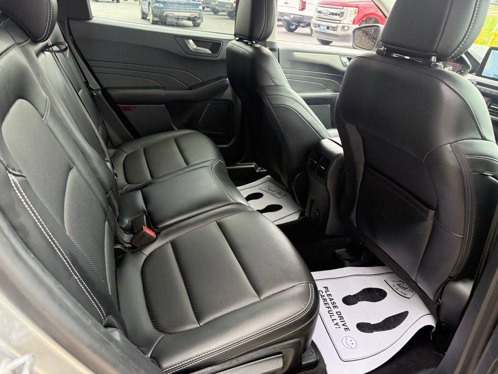 Certified 2021 Ford Escape SEL AWD/4WD image 14