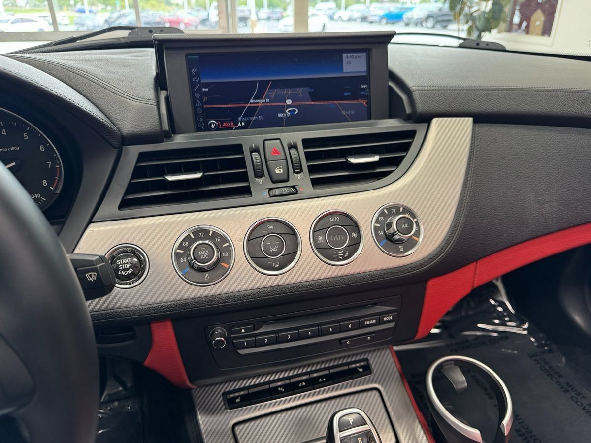 Used 2013 BMW Z4 sDrive35i RWD image 24
