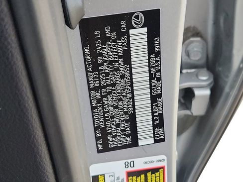 Used 2023 Lexus ES 350 w/ Premium Package image 27