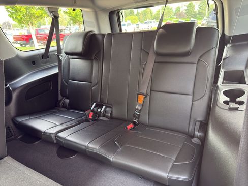 Used 2019 Chevrolet Suburban Premier AWD/4WD image 45