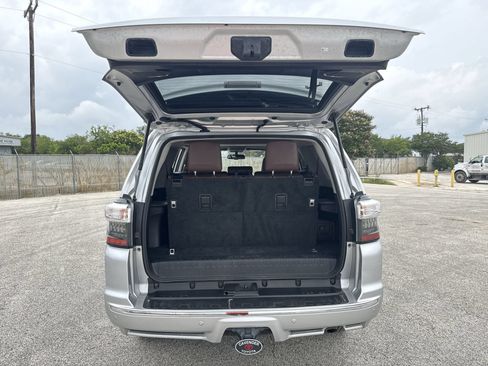 Certified 2018 Toyota 4Runner Limited AWD/4WD image 21