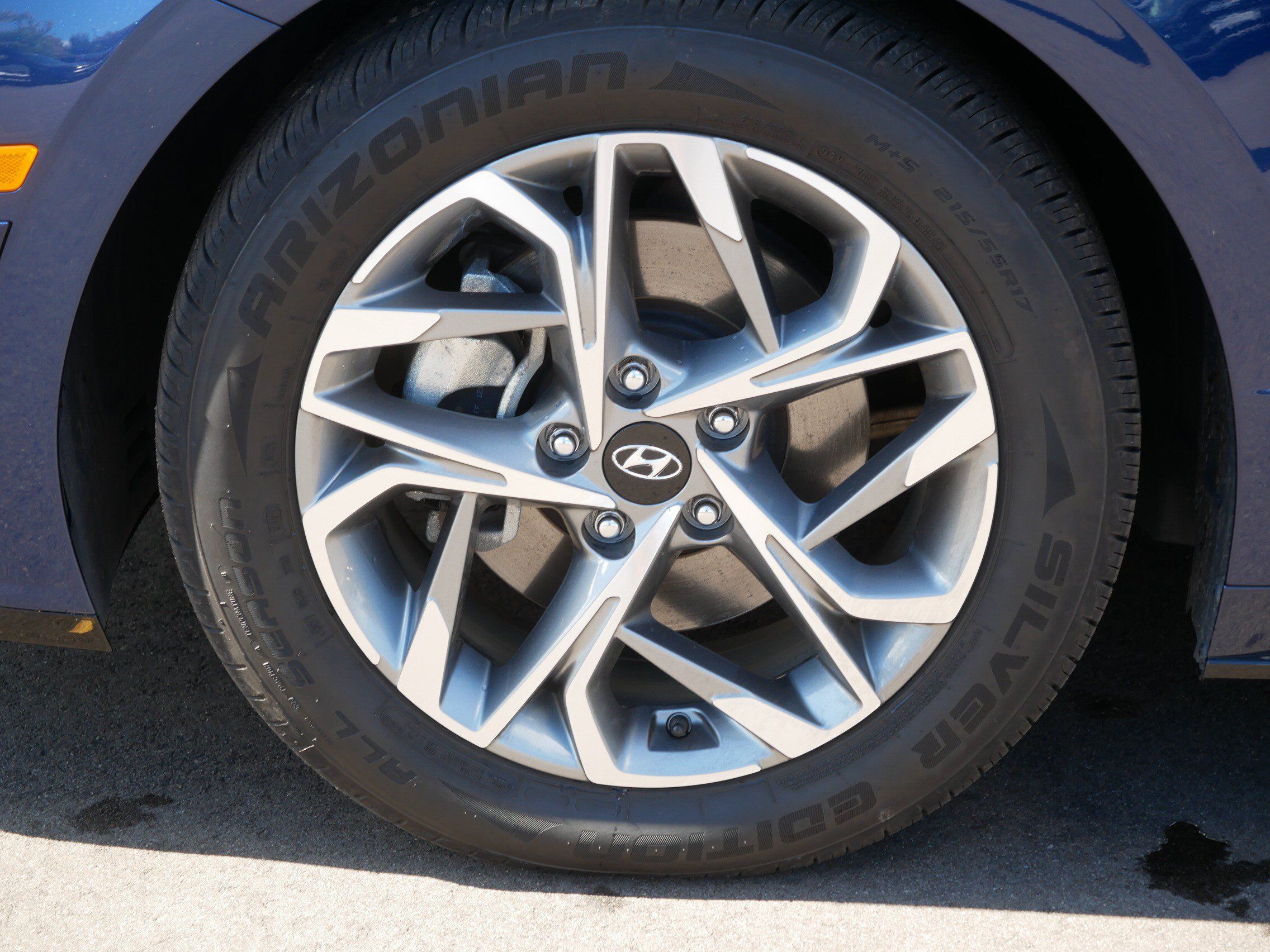 Used 2020 Hyundai Sonata SEL w/ Convenience + Sunroof Package FWD image 9