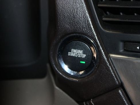 Used 2017 Chevrolet Tahoe LT w/ LT Signature Package image 26