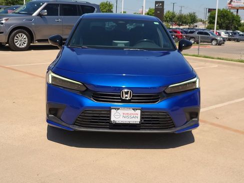 Used 2023 Honda Civic Sport image 5