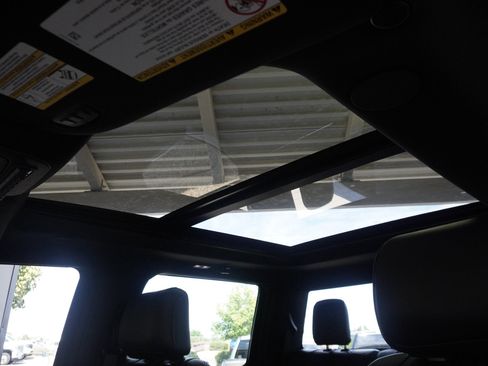 Used 2025 Ford F450 Platinum image 35