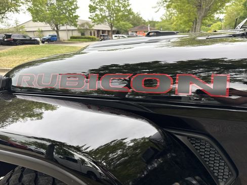 Used 2021 Jeep Wrangler Unlimited Rubicon AWD/4WD image 14
