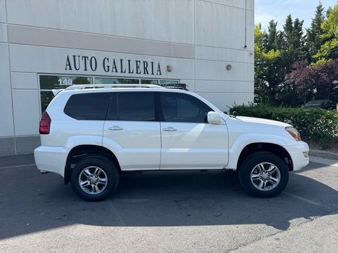 Used 2005 Lexus GX 470 AWD/4WD image 9
