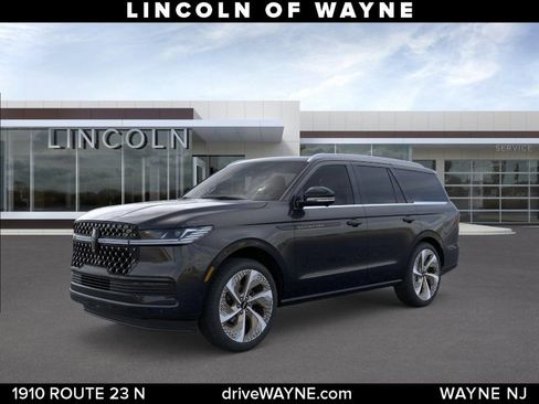 New 2026 Lincoln Navigator Black Label AWD/4WD image 1