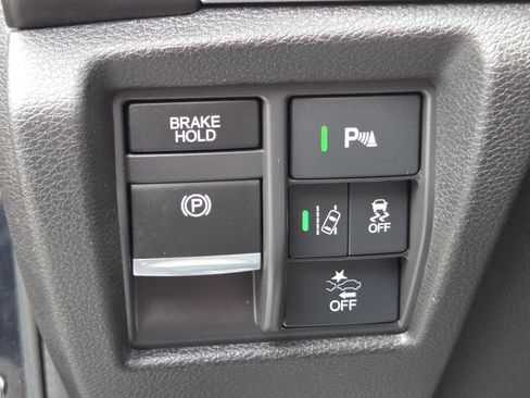 Used 2019 Acura MDX w/ Technology & Entertainment AWD/4WD image 6