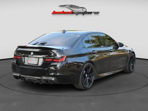 Used 2014 BMW M5 image 9