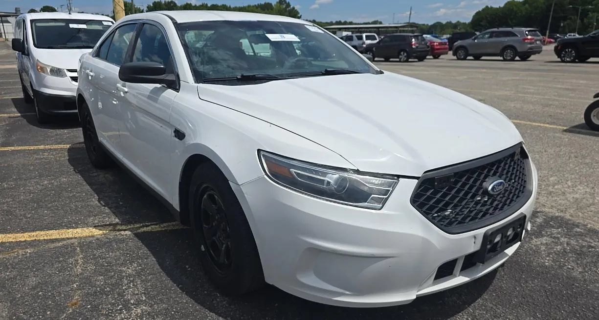 Used 2016 Ford Taurus Police Interceptor AWD image 2