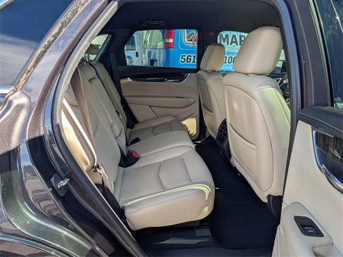 Used 2017 Cadillac XT5 FWD w/ LPO, Wheel Lock Package image 13