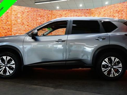 Certified 2023 Nissan Rogue SV w/ SV Premium B Package AWD/4WD image 4