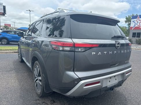 Used 2022 Nissan Pathfinder Platinum w/ Cargo Package FWD image 3