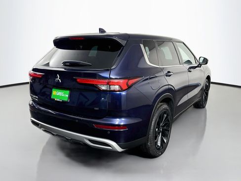 Used 2023 Mitsubishi Outlander SE FWD image 10