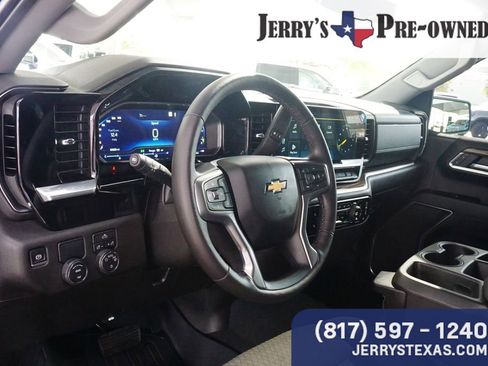 Used 2022 Chevrolet Silverado 1500 LT image 19