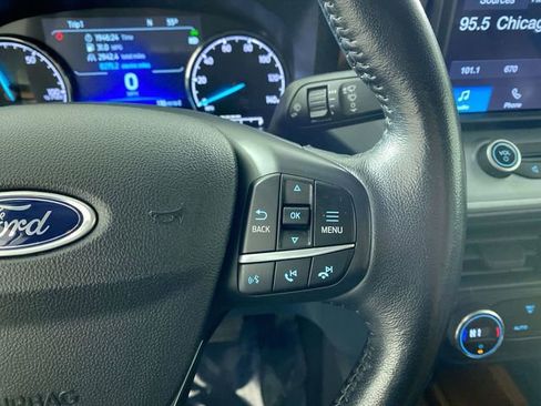 Used 2022 Ford Maverick Lariat image 12