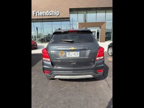 Used 2018 Chevrolet Trax LT w/ LT Convenience Package image 5