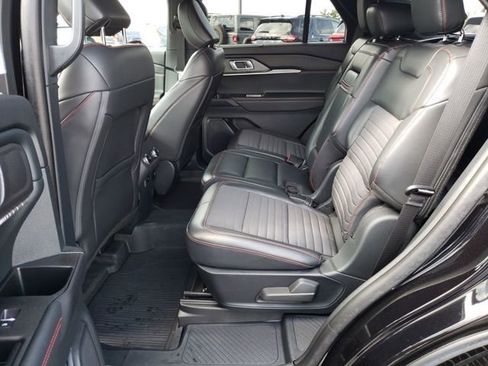 Used 2025 Ford Explorer ST-Line w/ Premium Package image 29