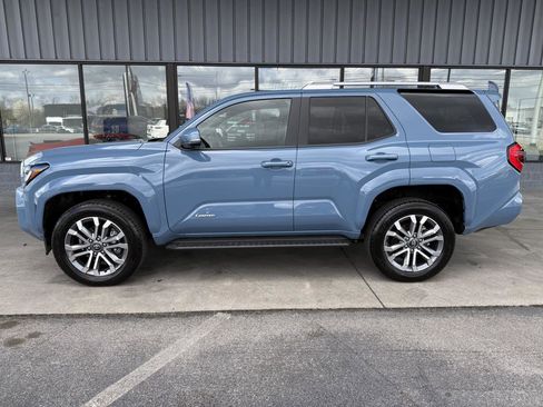 Used 2025 Toyota 4Runner Limited image 10