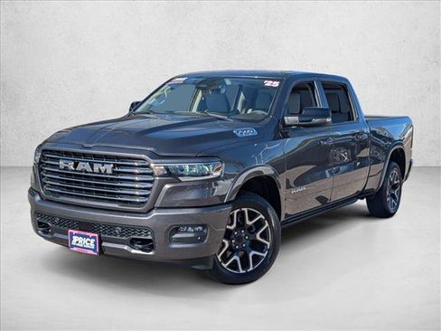 Used 2025 RAM 1500 Laramie w/ Laramie Southwest Edition image 22